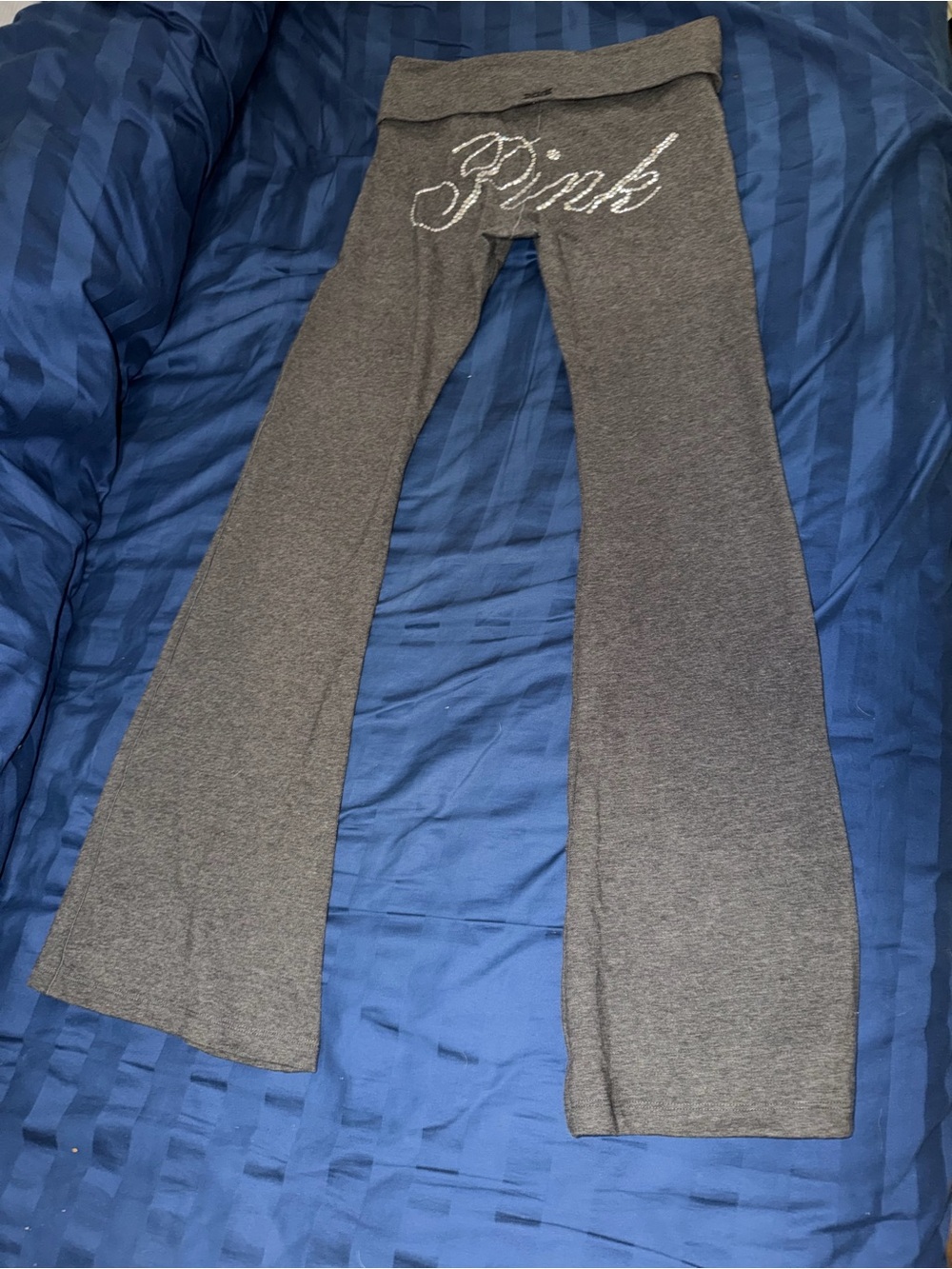 Gray VS PINK viral bling flare leggings